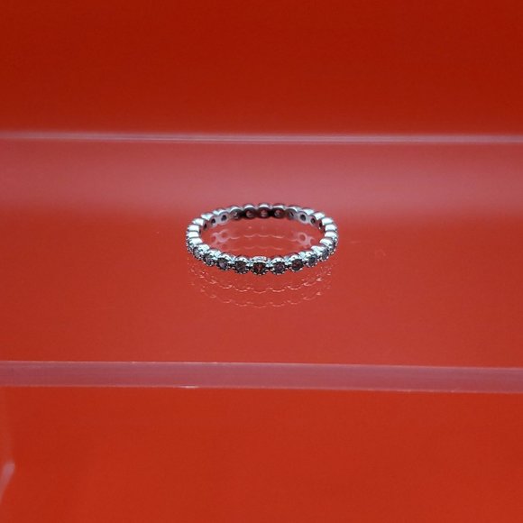 Size 6 925 Sterling Silver Simple Cute CZ Gemstones Ring - Picture 2 of 7